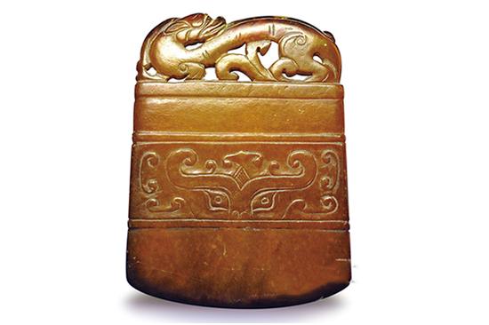 玉雕宝剑的寓意和象征意义,斧形玉佩寓意