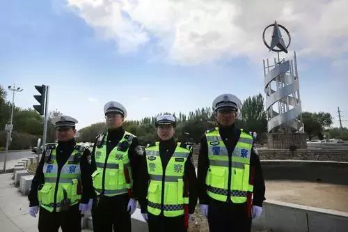 别了！包头极具地标性的雕塑之一北方奔驰“旋律”