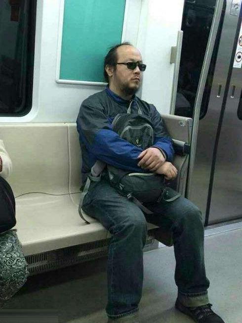 窦唯亮相音乐节,窦唯近几年演出视频