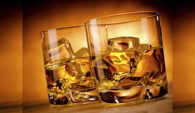 鸿茅药酒到底能不能喝,鸿茅药酒高血压患者能喝吗