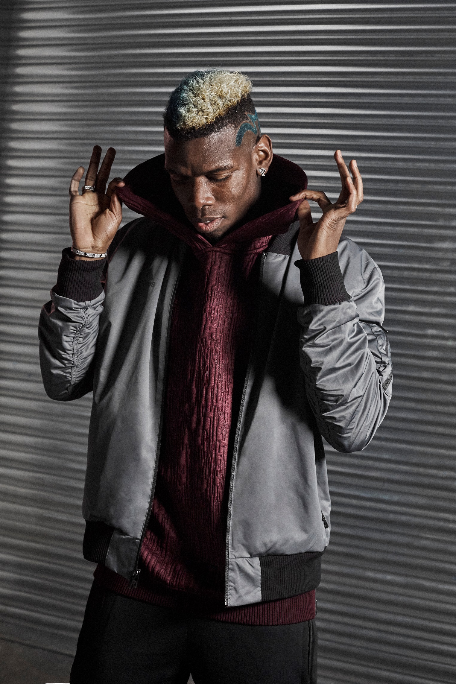 阿迪达斯足球x系列世界杯,阿迪达斯猎鹰系列博格巴