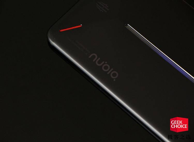 红魔游戏手机全系列最值得买的,红魔手机游戏手柄体验