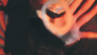 蒸汽火车头怎么能少了Supreme？跨界大王进军*子烟电**界