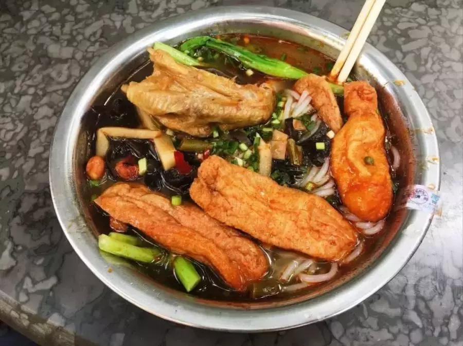 一碗柳州螺蛳粉下一句,一碗柳州螺蛳爱上柳州