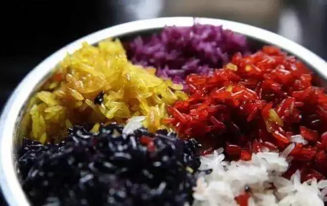 一碗柳州螺蛳粉下一句,一碗柳州螺蛳爱上柳州