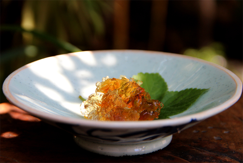 桃胶甜品做法视频教程,美食主播做甜品过程