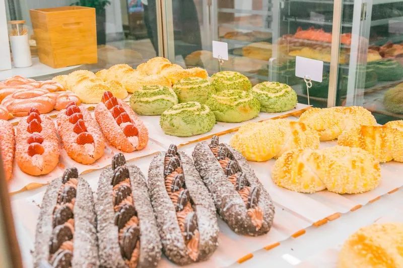 魔都第2家奈雪终于开了，还带来霸气杨梅，喝了会上瘾！