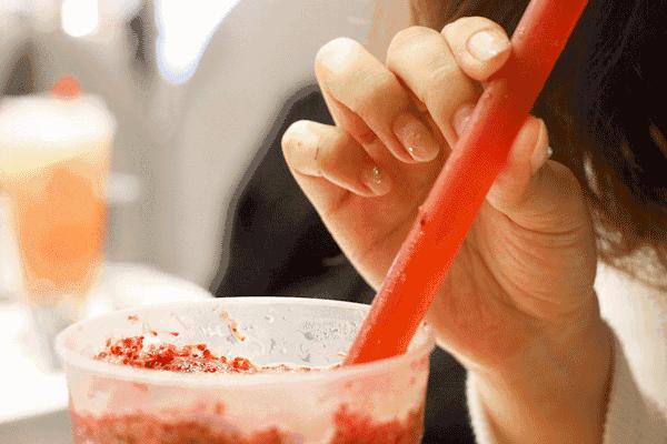 魔都第2家奈雪终于开了，还带来霸气杨梅，喝了会上瘾！