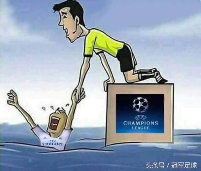 皇马本泽马争议判罚,皇马更衣室内讧本泽马