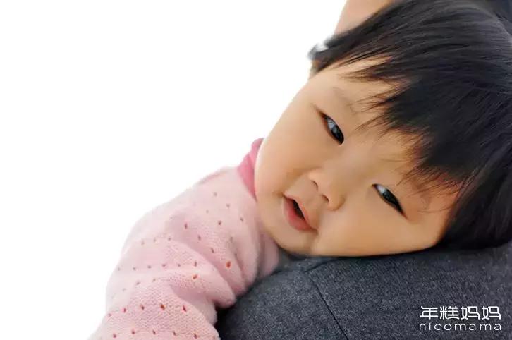 每次尿一点点的宝宝是尿路感染,宝宝尿路感染会不会半夜肚子痛