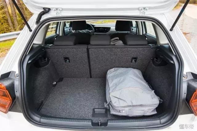 对比试驾新老两代大众polo (大众第六代polo国内首发)