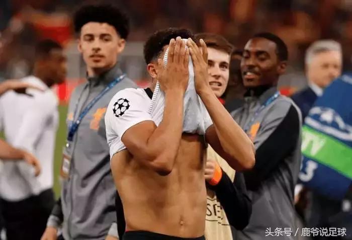 2018年欧冠决赛皇马3:1利物浦回放,皇马曼城欧冠赛后庆祝