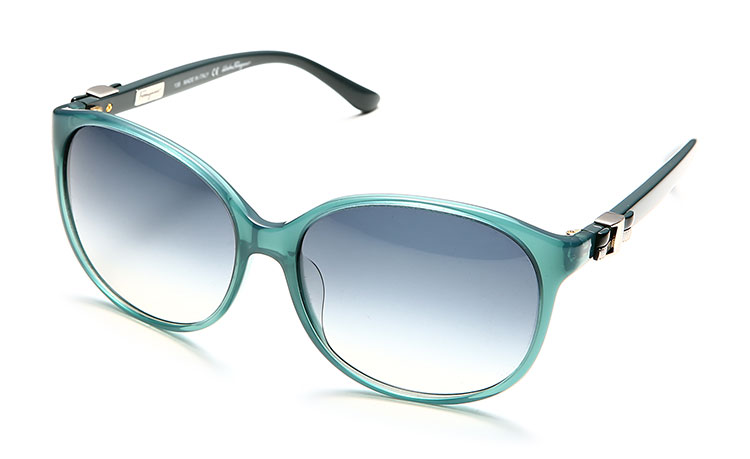 开车防太阳光刺眼选什么太阳镜,开车或出去旅游选什么样的太阳镜