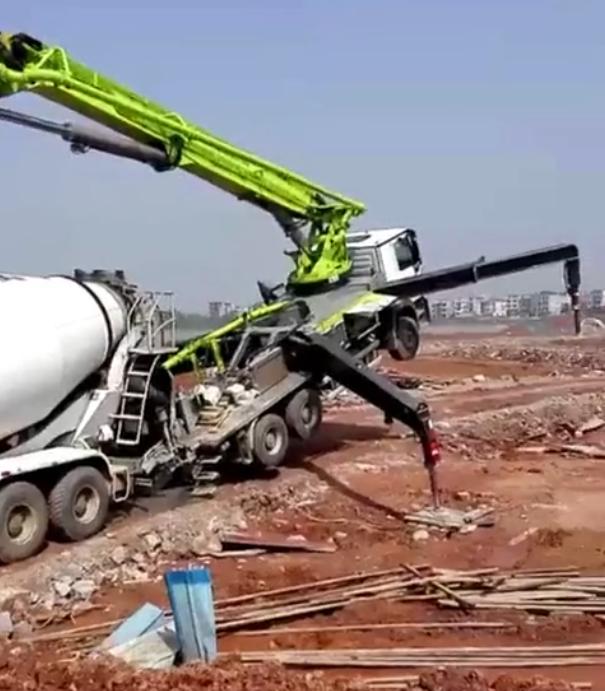 泵车翘腿子了司机还继续打料,车主的内心是崩溃的