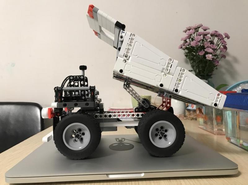 儿童玩具磁性小火车积木,米兔积木矿山卡车