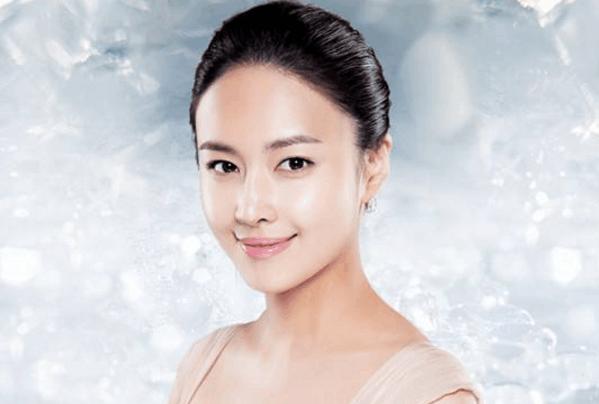 皮肤黑黄用什么护肤品可以改善,皮肤黑怎么用护肤品比较好