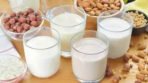 卖早餐豆浆最快最简单做法,月入2万的豆浆生意