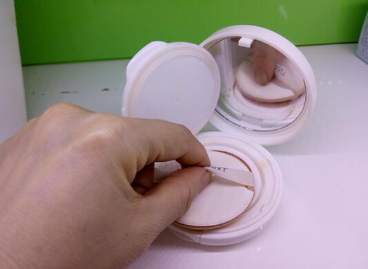 懒人必备气垫bb,气垫bb怎样用不脱妆