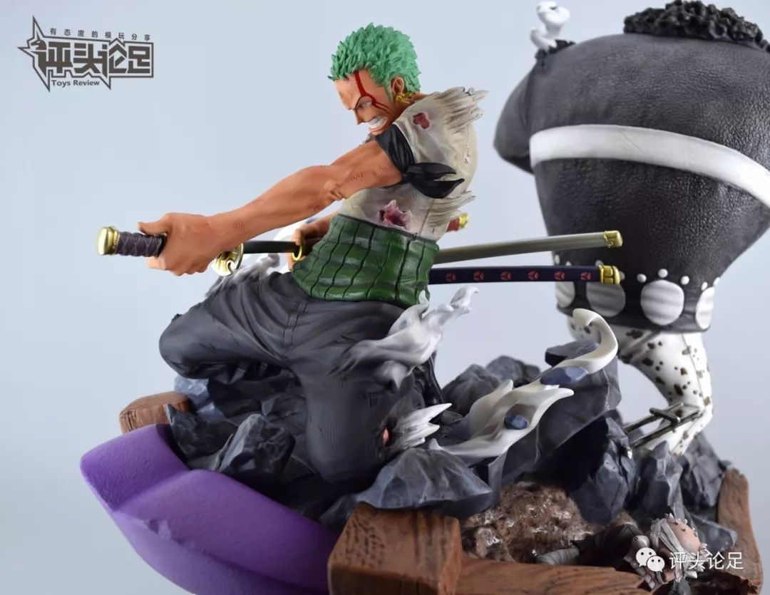 岛上死斗！帅哭！UCSTUDIO海贼王雕像手办索隆VS暴君熊