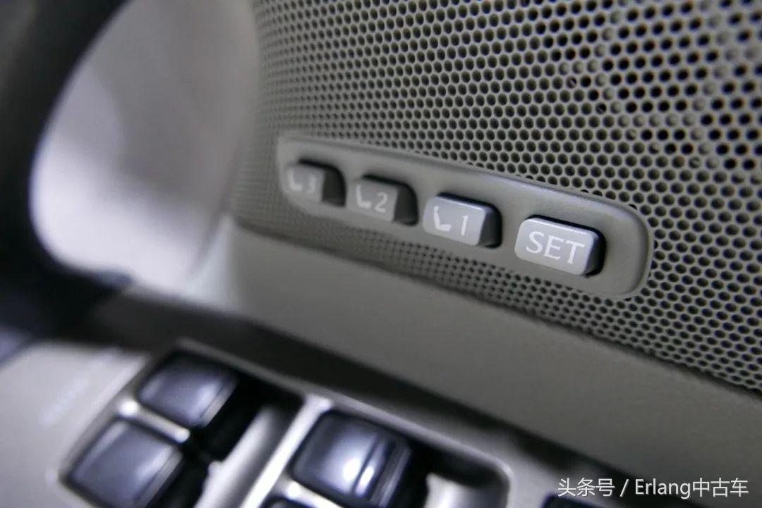 瑕疵车09款雷克萨斯is300最新发布,成都雷克萨斯is300新款价格