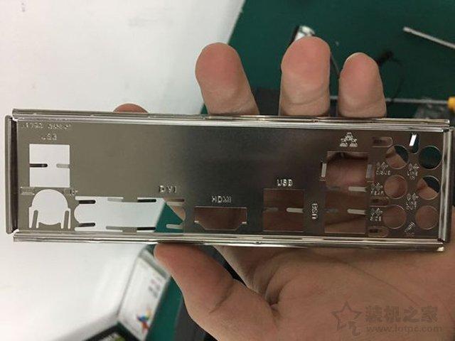 组装台式电脑装机步骤,台式电脑组装过程详细图解说明