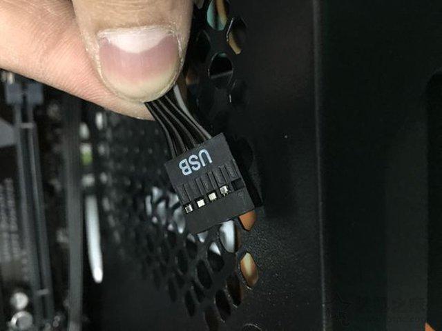 组装台式电脑装机步骤,台式电脑组装过程详细图解说明