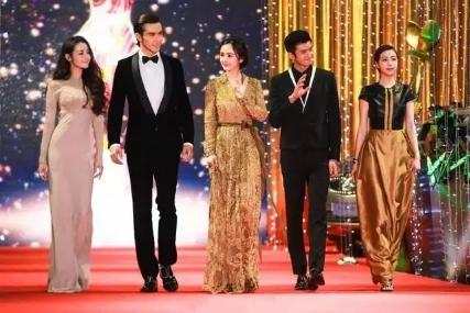 热巴好身材全在屁股上了！蝴蝶臀完胜杨幂，baby也只能甘拜下风！