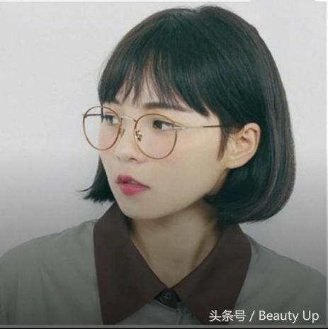 时尚又显年轻的眼镜框子,洋气时尚高颜值显脸小眼镜