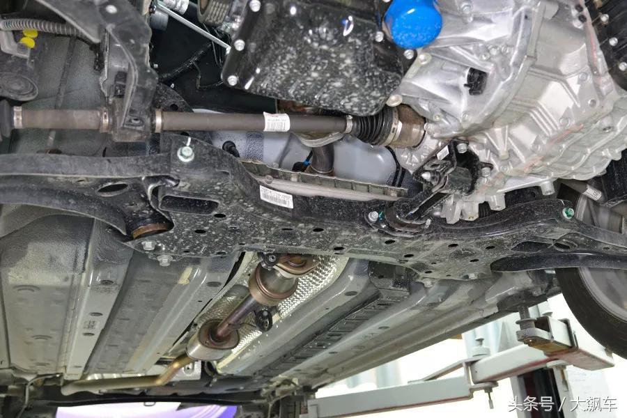 起亚kxcross底盘松散,起亚kxcross底盘扎实吗