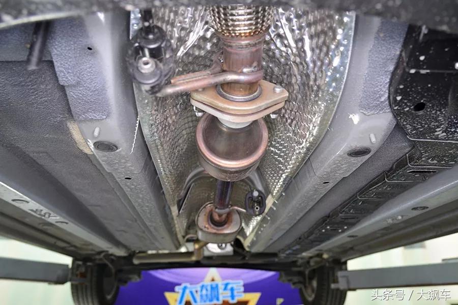 起亚kxcross底盘松散,起亚kxcross底盘扎实吗