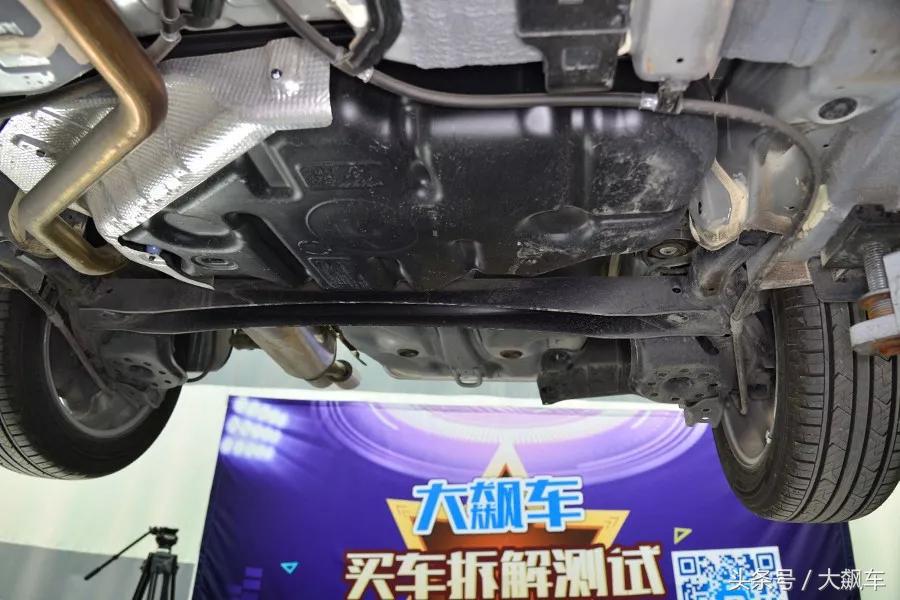 起亚kxcross底盘松散,起亚kxcross底盘扎实吗