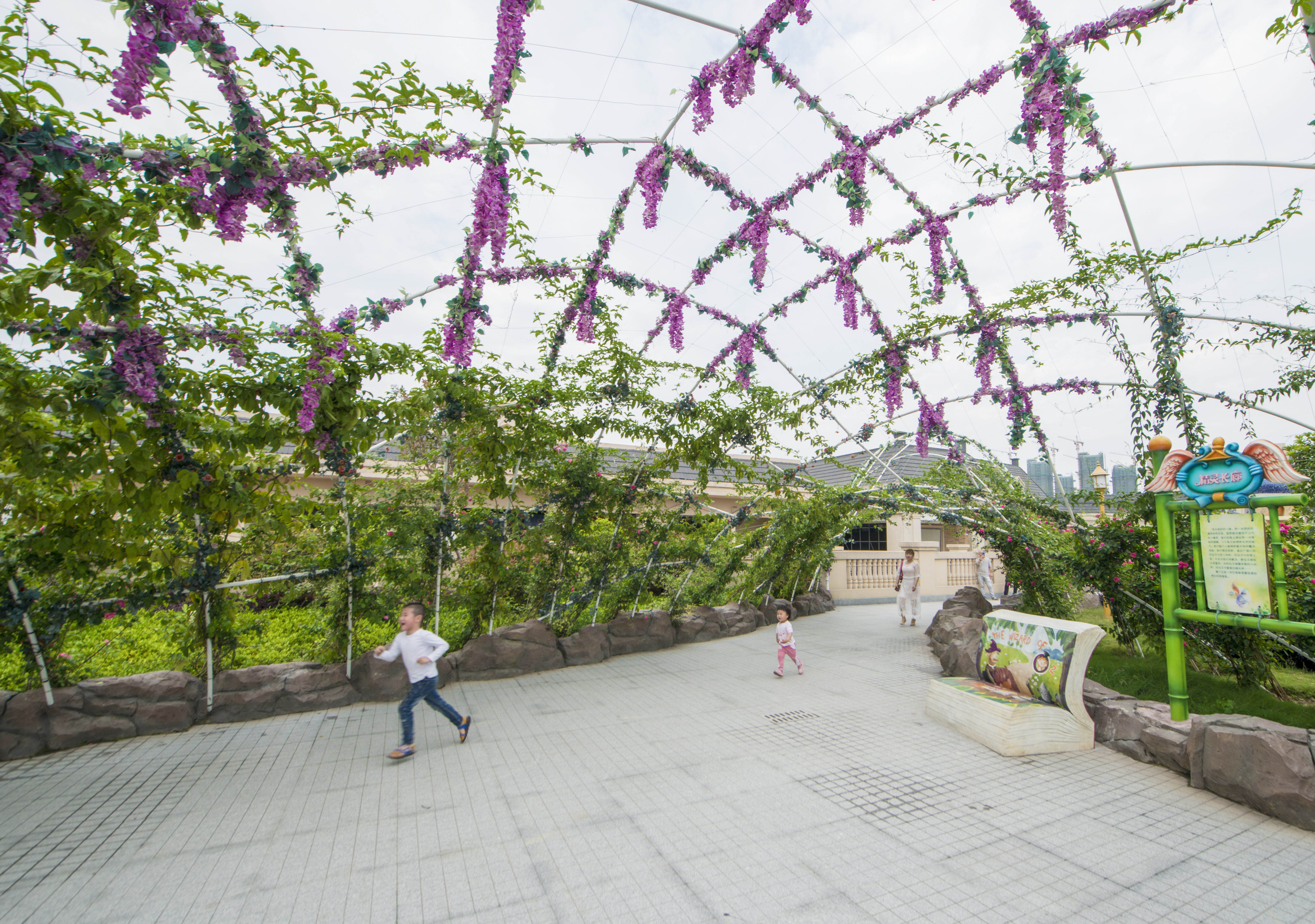 福州天泽奥莱景色,福州天泽奥莱时代童话小镇