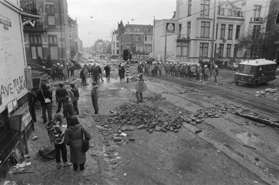 二战时期的荷兰与德国,荷兰二战为何抵抗4小时投降了