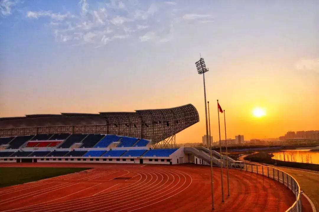 宝应鸟巢航拍,宝应鸟巢张杰演唱会