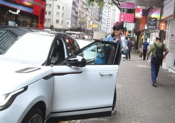 熊黛林被曝怀孕3个月,熊黛林产后带孩子