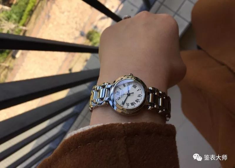 浪琴优雅系列女士手表,浪琴优雅女表皮带好还是钢带好看