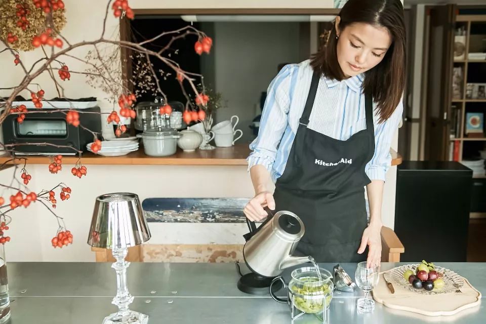 日本可以烧水的热水壶,很方便实用的一款热水壶