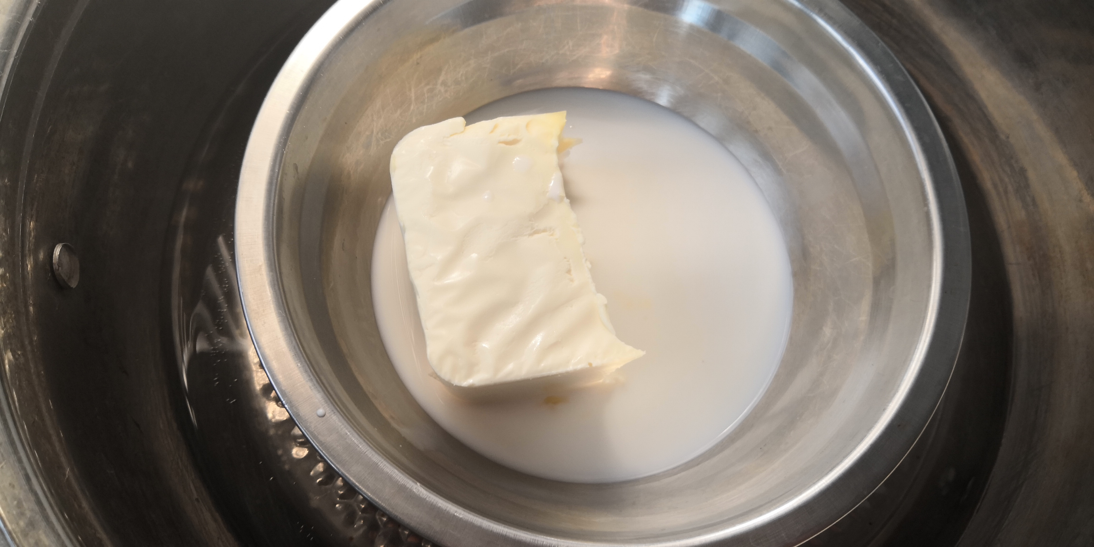 入口即化的蛋糕你们喜欢吗,入口即化不腻的蛋糕叫什么