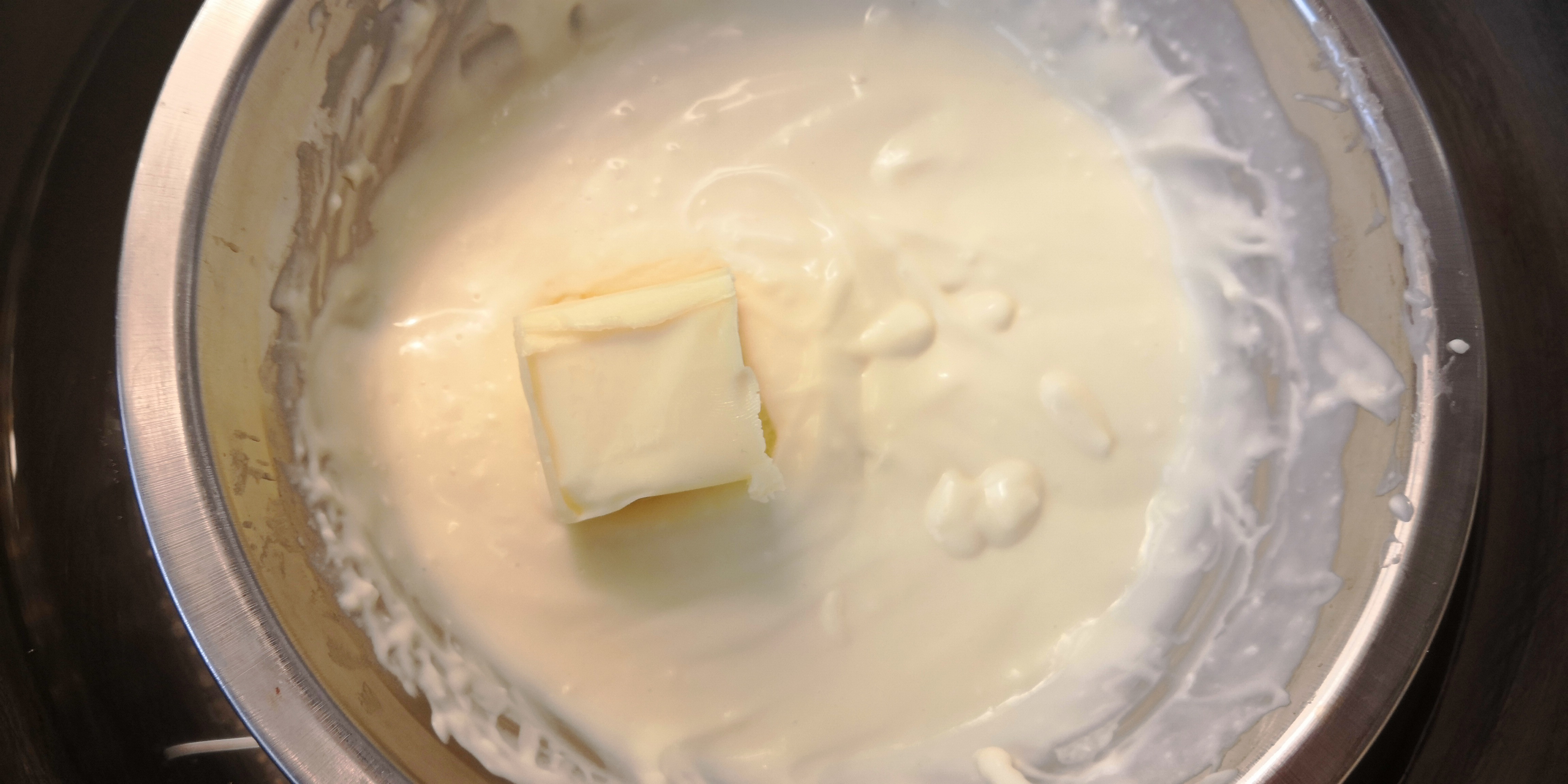 入口即化的蛋糕你们喜欢吗,入口即化不腻的蛋糕叫什么