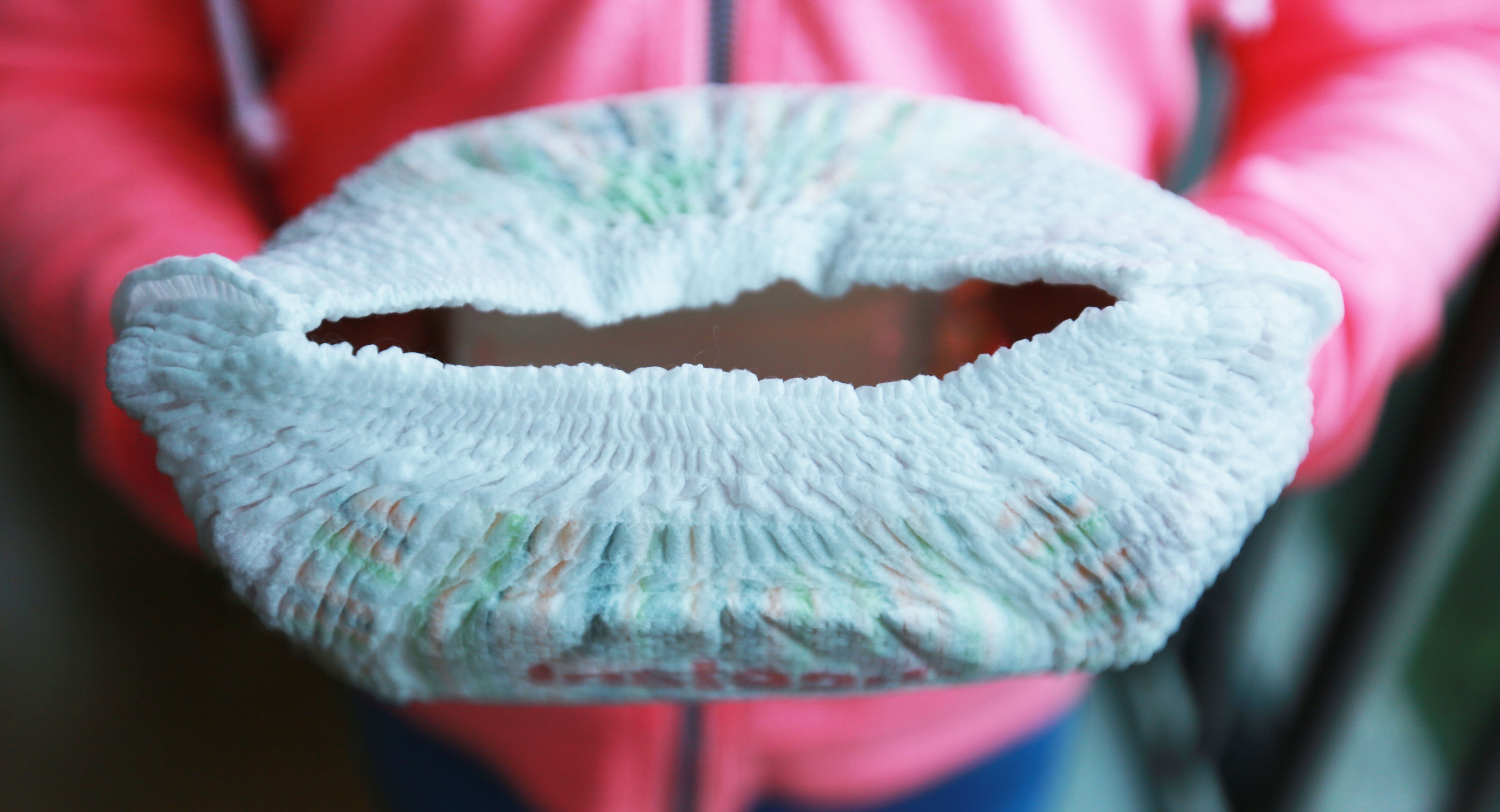 纸尿片纸尿裤,纸尿裤尿片拉拉裤初生婴儿怎么选