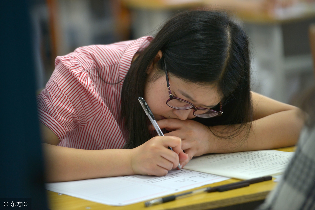 高三*党**们，努力了三年，高考的最后三十天，你该怎样度过？