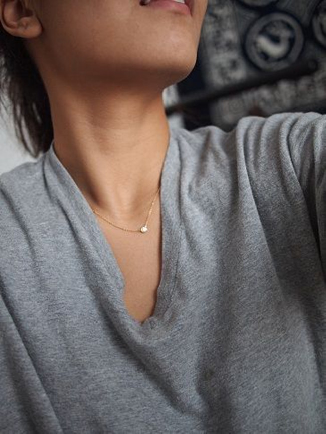 气质小姐姐唐嫣都爱的单钻锁骨链项链届最值得投资的TOP1