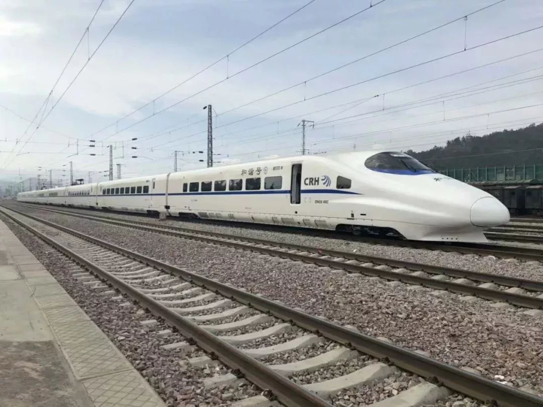 昆明高铁站可以刷二维码进站吗,昆明高铁是用身份证直接进站吗