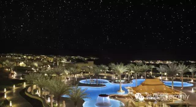 「阿布扎比」与世隔绝，充满神秘色彩の沙漠皇宫酒店
