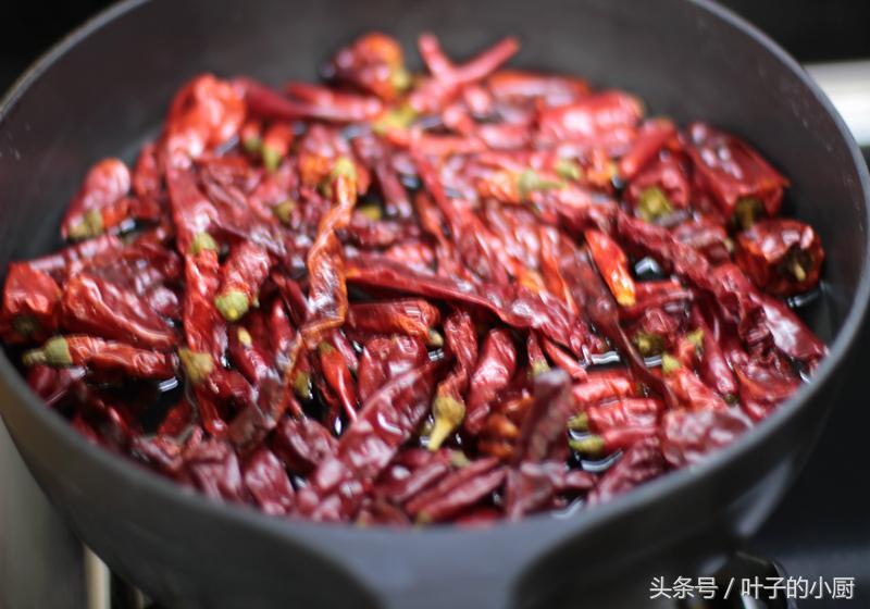 秘制辣椒油的做法你学会了吗,秘制万能辣椒油详细做法教会你