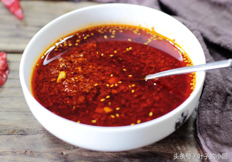 秘制辣椒油的做法你学会了吗,秘制万能辣椒油详细做法教会你