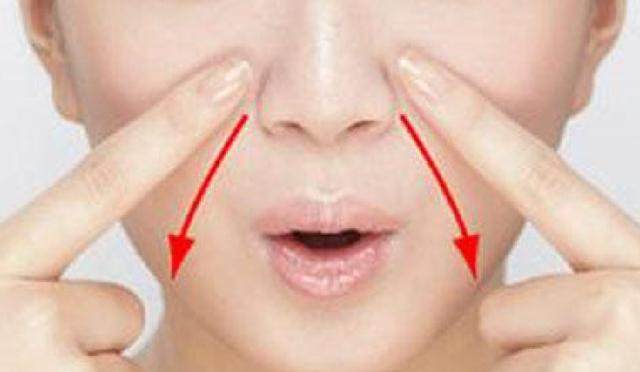 法令纹太重了化妆怎么消除,法令纹怎么通过化妆把它隐藏