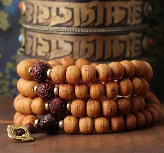 什么是凤眼菩提短桩,什么是凤眼菩提漏眼