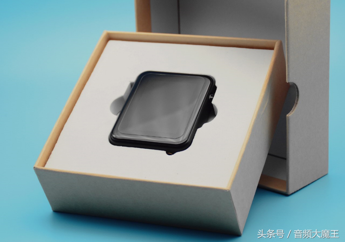 外观两面玲珑，售价599的学林IHIFI790拥有小巧鬼才之身