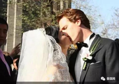 51岁大妈网恋年轻小伙被骗,52岁大妈网恋被骗